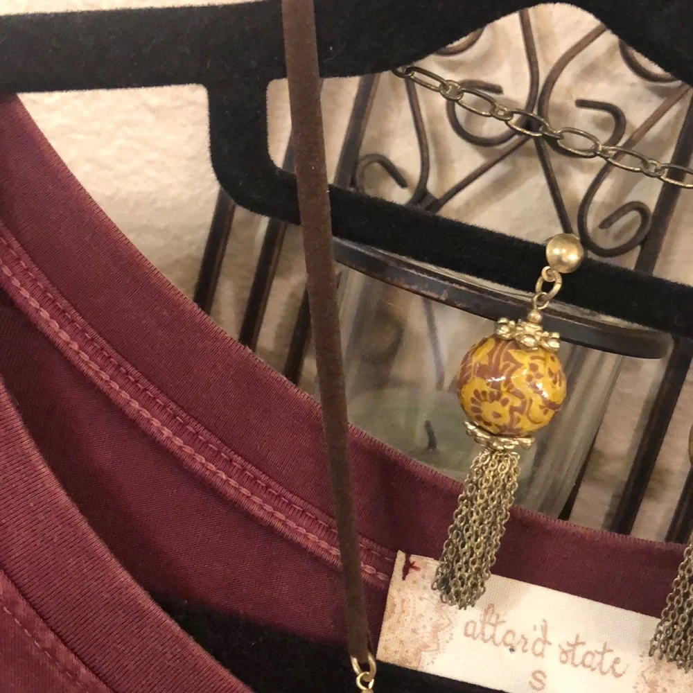 Choker Necklace w/ chain tassel beads & earrings